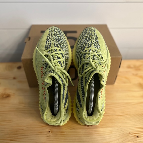 Yeezy Boost 350 V2 Semi Frozen Size 10.5 - Picture 4 of 11